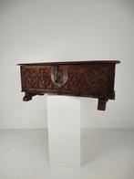 Gotische Spaanse Kist – Laat 16e / Vroeg 17e Eeuw, Ophalen