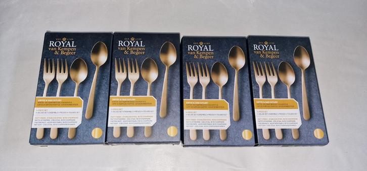 Ah royal van kempen en begeer bestek besteksets goudkleurig, Huis en Inrichting, Keuken | Bestek, Zo goed als nieuw, Bestekset