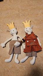 JOTTUM Twee schattige handgemaakte poppen met kronen, Ophalen, Zo goed als nieuw, Overige typen