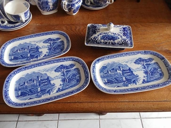 serviesdelen Royal Sfinx Maastricht serie Old England-Castil, Antiek en Kunst, Antiek | Servies los, Ophalen of Verzenden