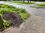 ca. 1m3 Zwarte grond gratis goed bereikbaar, Tuin en Terras, Aarde en Mest, Ophalen, Tuinaarde