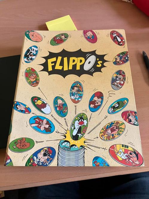 Flippo map 1 (incompleet circa 50 flippo’s missen), Verzamelen, Flippo's, Map, Album of Poster, Met verzamelmap(pen), Ophalen