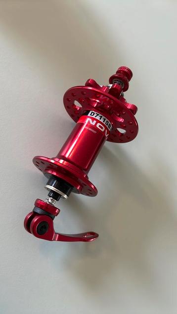 Novatec voornaaf 32sp schijfrem quickrelease beschikbaar voor biedingen