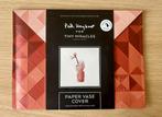 Paper vase cover in gradient rood - Pepe Heykoop, Overige materialen, Nieuw, Ophalen of Verzenden, Minder dan 50 cm
