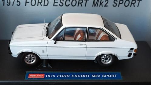 Ford Escort mk2 Sport 1975 RS 1:18 Sunstar Pol, Hobby en Vrije tijd, Modelauto's | 1:18, Zo goed als nieuw, Sun Star, Verzenden