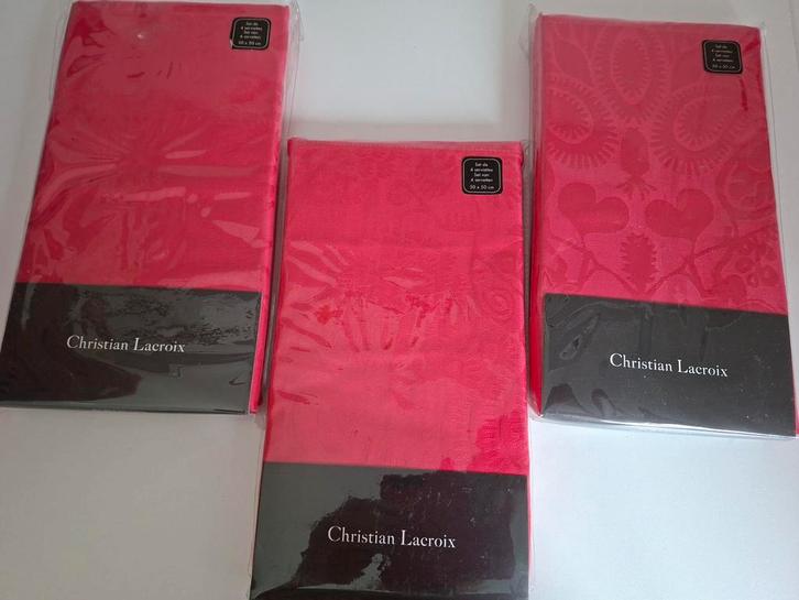 Christian Lacroix Servetten Fuchsia Rood - Nieuw!, Huis en Inrichting, Keuken | Textiel, Nieuw, Rood, Ophalen of Verzenden