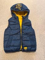 Leuke jongens bodywarmer met capuchon C*A, Ophalen of Verzenden, Zo goed als nieuw, Jongen, Jas