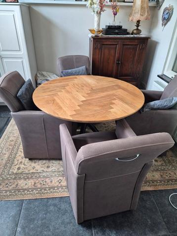 Eten tafel met 4 stoelen