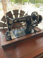 Anker antiek naaimachine, Ophalen