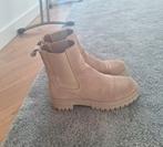 Beige boots, Ophalen of Verzenden, Zo goed als nieuw, Beige