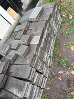 Stenen, tegels 4 a 5 m2. Gratis af te halen., Ophalen, Gebruikt, Beton, Overige typen