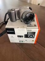 Sony A5100 met kitlens 16-50mm OSS, Audio, Tv en Foto, Fotocamera's Digitaal, Gebruikt, Compact, Ophalen of Verzenden, Sony