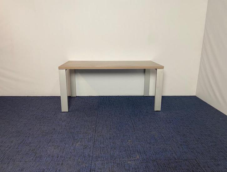 4 x Vergadertafel Unifor, bruin eiken blad, 160 x 80 cm., Huis en Inrichting, Bureaus, Gebruikt, Ophalen