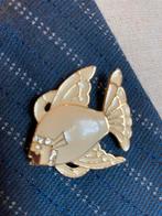 Vintage costume jewelry broche vis emaille, Ophalen of Verzenden, Overige materialen, Broche, Verguld