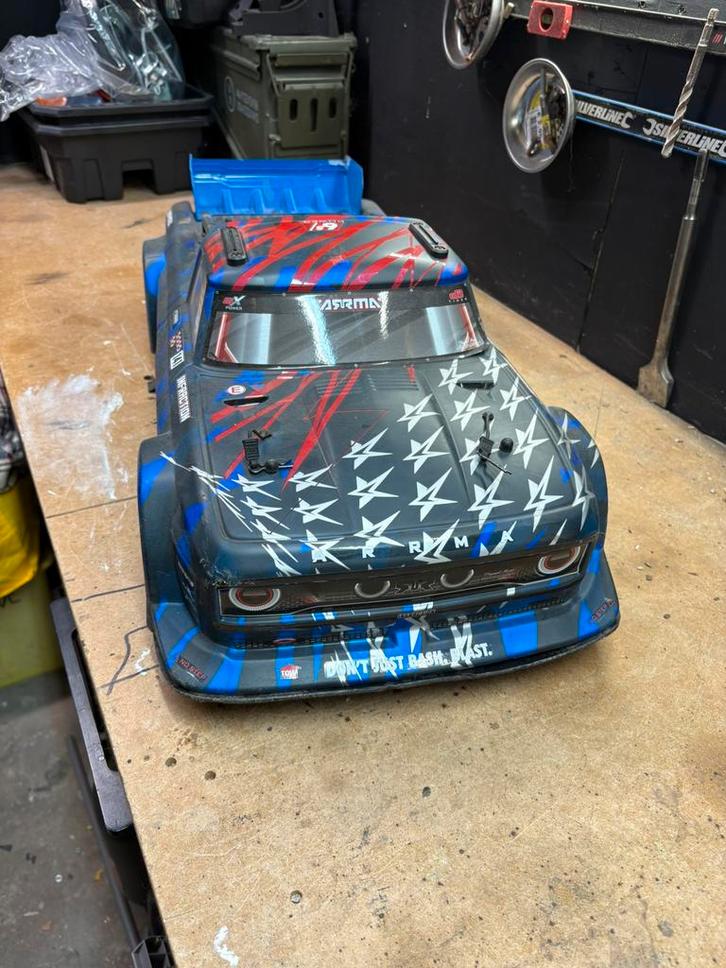 Arrma infraction 6s gebruikt, Hobby en Vrije tijd, Modelbouw | Radiografisch | Auto's, Zo goed als nieuw, Auto offroad, Overige schalen