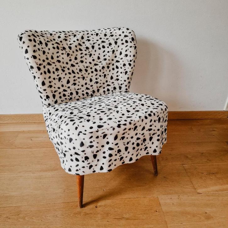 Vintage cocktailstoel dalmation dots, Huis en Inrichting, Fauteuils, 50 tot 75 cm, Ophalen