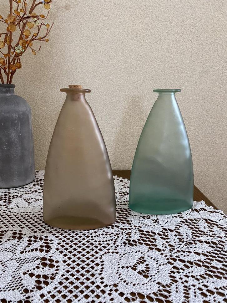 retro ovale vaas, frosted / matglas, div.kleuren roze /groen, Huis en Inrichting, Woonaccessoires | Vazen, Zo goed als nieuw, Overige kleuren