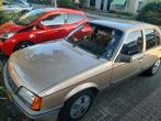 Opel Rekord 2.0 S 1986 Beige, Auto's, Oldtimers, 100 pk, Origineel Nederlands, Bruin, Handgeschakeld