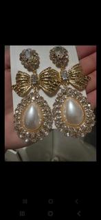 Prachtig oorbellen, Ophalen of Verzenden, Nieuw, Overige materialen