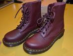 dr martens pascal cherry red virginia maat 36 en 37 nieuw, Kleding | Dames, Schoenen, Lage of Enkellaarzen, Nieuw, Ophalen of Verzenden