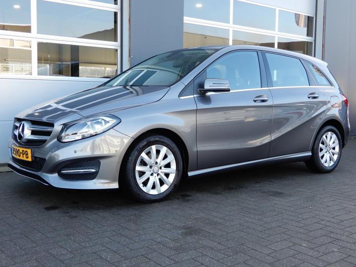 Mercedes-Benz B-klasse 180 Prestige Navi/Stoelverwarming/Ach, Auto's, Mercedes-Benz, Bedrijf, Te koop, B-Klasse, ABS, Achteruitrijcamera