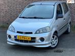 Daihatsu Young RV 1.3-16V XTi | NAP | APK | Parkeersensoren, Stof, Gebruikt, 4 cilinders, Origineel Nederlands