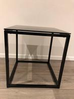 Zwart bijzettafeltje met glasplaat, Huis en Inrichting, Ophalen, Gebruikt, Vierkant, Minder dan 50 cm