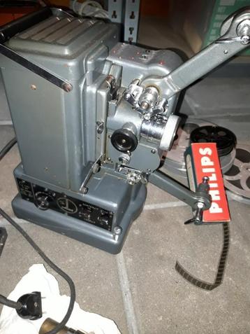 Paillard Filmprojector 8/16mm  beschikbaar voor biedingen