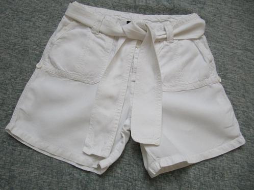 Linnen short  Lola&Liza. Maat 34., Kleding | Dames, Broeken en Pantalons, Zo goed als nieuw, Maat 34 (XS) of kleiner, Wit, Kort