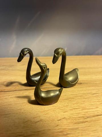 Set van 3 messing zwanen beschikbaar voor biedingen