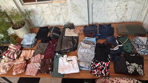 groot pakket 25x dames S Vanilia,Bershka, , Lollies Laundry, Kleding | Dames, Dames-kledingpakketten, Zo goed als nieuw, Ophalen of Verzenden