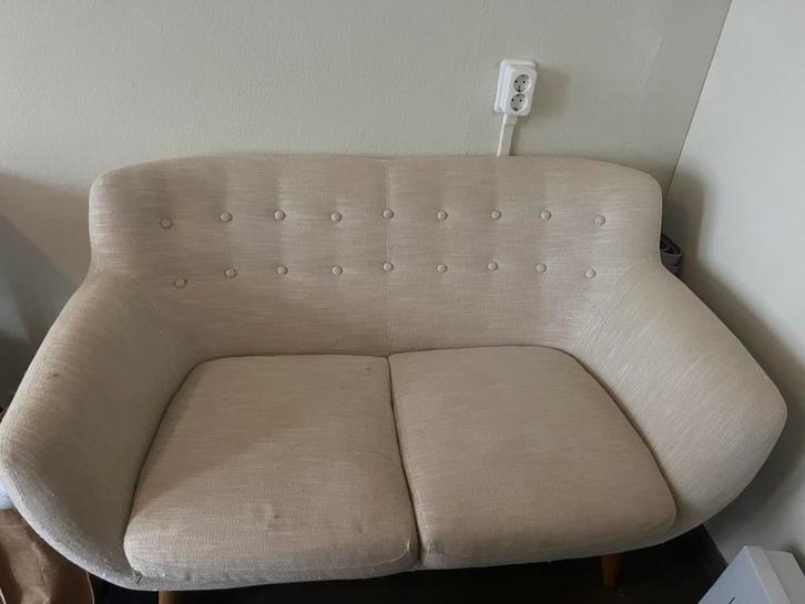 Tweezit bankje Aba-i, Huis en Inrichting, Banken | Sofa's en Chaises Longues, Zo goed als nieuw, Tweepersoons, Minder dan 150 cm