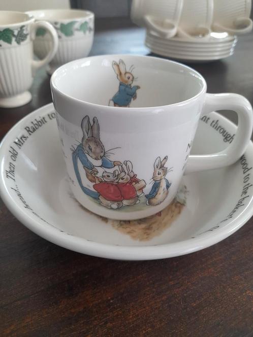 Wedgwood Peter Rabbit Kop en Schotel, Antiek en Kunst, Antiek | Servies los, Ophalen of Verzenden
