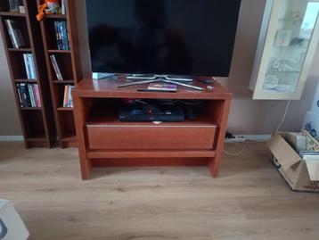 Tv kast met lade  beschikbaar voor biedingen