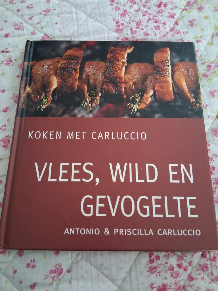 P. Carluccio - Vlees, wild en gevogelte, Boeken, Ophalen of Verzenden, Zo goed als nieuw, P. Carluccio; Antonio Carluccio