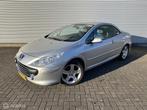 Peugeot 307 CC 2.0-16V | Stoelverwarming | Trekhaak |, Auto's, Gebruikt, 4 cilinders, Cabriolet, 4 stoelen