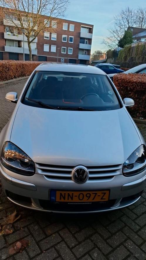 Volkswagen Golf  goal 1.6 75KW 5D 2006 Grijs, Auto's, Volkswagen, Particulier, Golf, Benzine, D, Hatchback, Handgeschakeld, Geïmporteerd