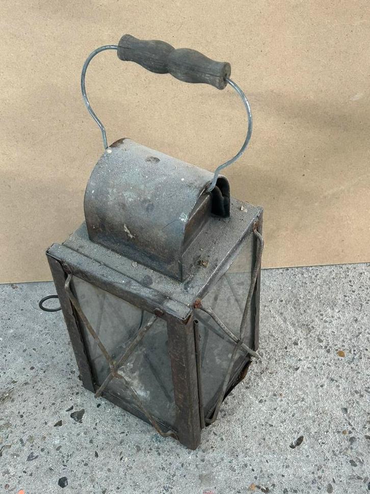 Antieke handlantaarn kaarslamp, Huis en Inrichting, Woonaccessoires | Kandelaars en Kaarsen, Gebruikt, Kaars, Minder dan 25 cm