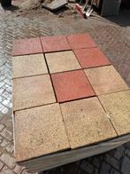 22m² 30x30, rood/geel, gebruikt, op pallet, Gebruikt, Ophalen of Verzenden, 10 m² of meer, Beton