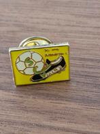 606 Voetbalclub 70 Jaar Speldje, Ophalen of Verzenden, Gebruikt, Sport, Speldje of Pin