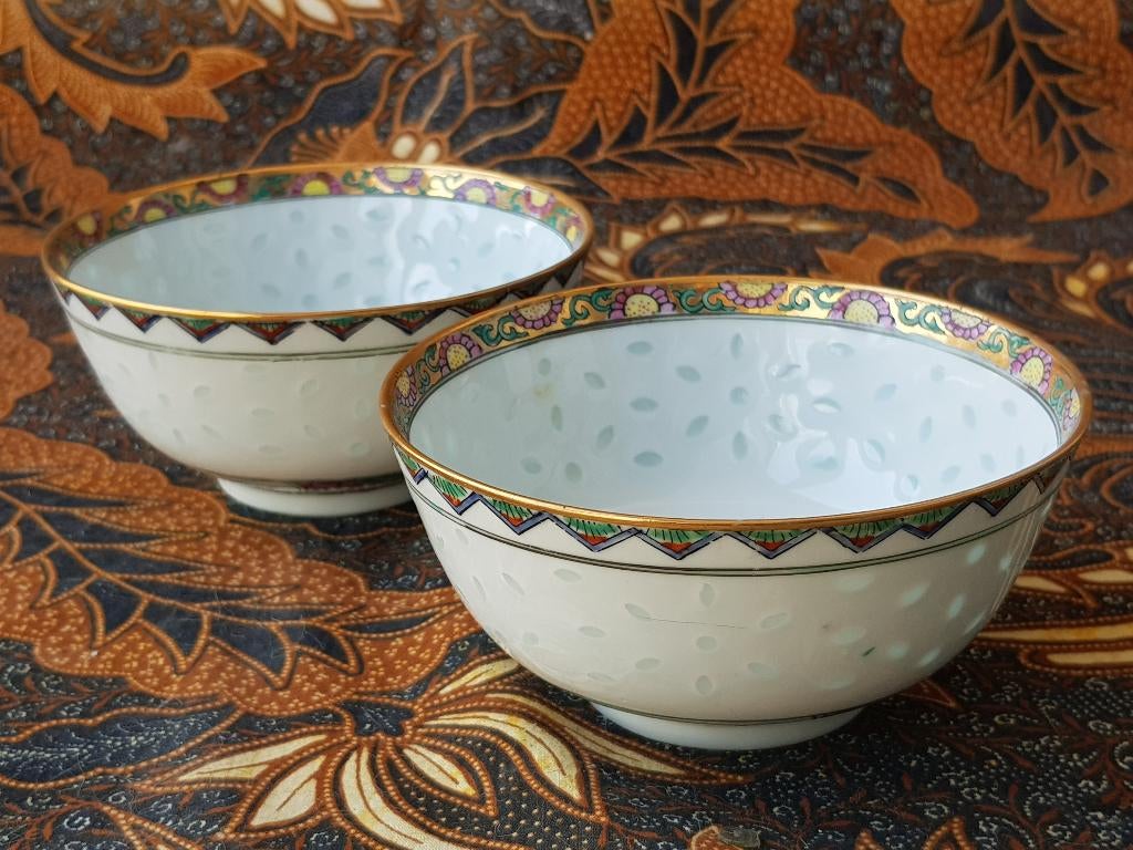 Mooi stel oude Chinese rijstkommen van porselein 11,5 cm., Antiek en Kunst, Antiek | Porselein, Ophalen of Verzenden