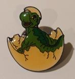 Vintage enamel pin – Ducky uit The Land Before Time platvoet, Ophalen of Verzenden, Zo goed als nieuw, Figuurtje, Speldje of Pin