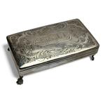 Antieke zilveren tabaksdoos, vermaakt tot lepeldoos, Antiek en Kunst, Ophalen of Verzenden, Zilver