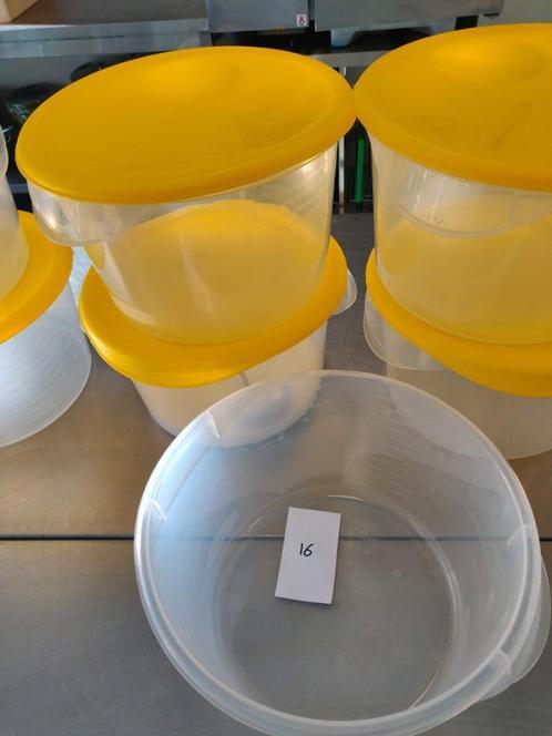 6x Rubbermaid 11 Liter voedselcontainers, Huis en Inrichting, Keuken | Tupperware, Gebruikt, Bus of Trommel, Ophalen of Verzenden