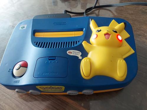 Nintendo 64 Pikachu uitvoering, Spelcomputers en Games, Spelcomputers | Nintendo 64, Zo goed als nieuw, Met 1 controller, Ophalen of Verzenden