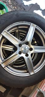 Winterbanden Volvo XC 70, Auto-onderdelen, Banden en Velgen, Banden en Velgen, 17 inch, Personenwagen, Gebruikt
