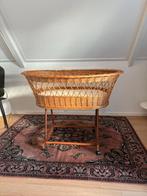 Rotan wiegje met matras, Kinderen en Baby's, Babywiegjes en Ledikanten, Ophalen, Gebruikt, Wieg