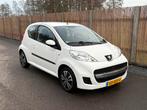 Peugeot 107 2011, Auto's, Voorwielaandrijving, Euro 5, Stof, Wit
