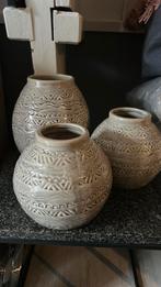 Drie potten of vazen, Huis en Inrichting, Woonaccessoires | Vazen, Overige kleuren, Ophalen of Verzenden, Minder dan 50 cm, Glas