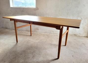 Vintage Hans J. Wegner AT327 eettafel 1962 beschikbaar voor biedingen